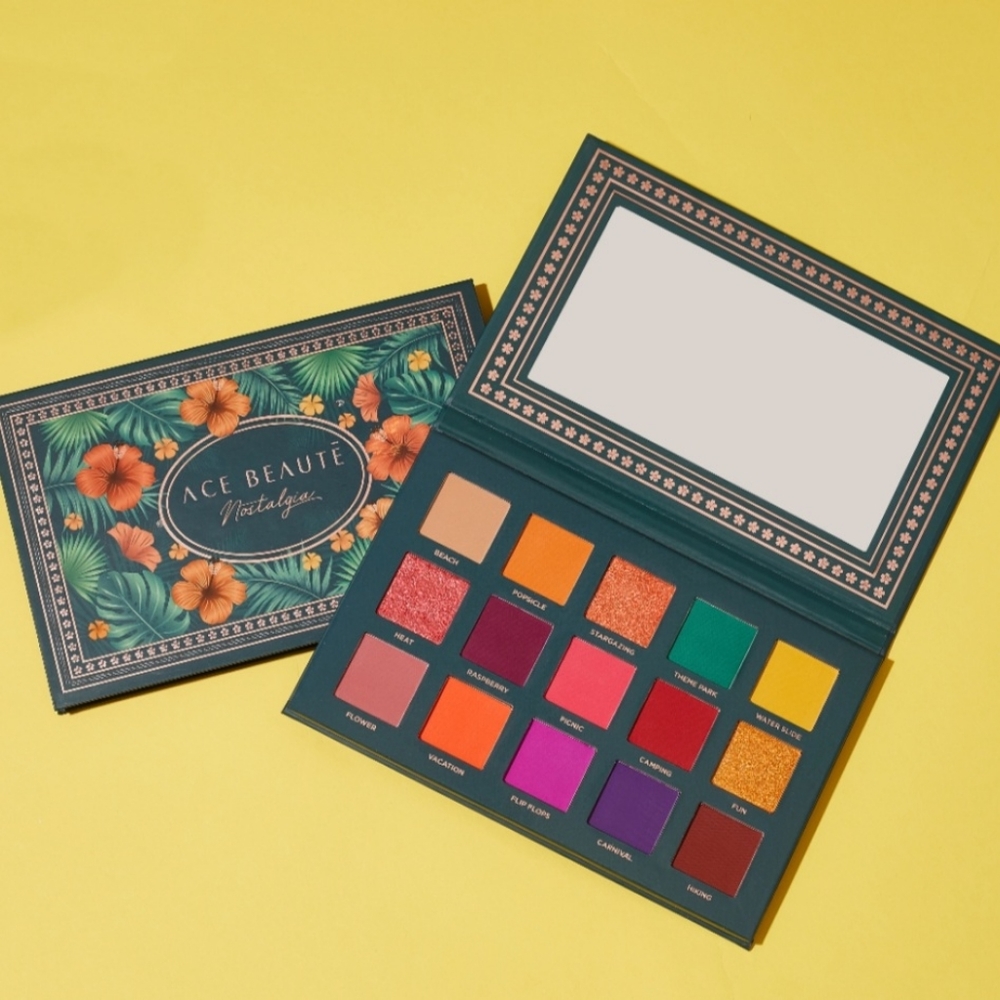 NIB Ace Beaute - Nostalgia Palette